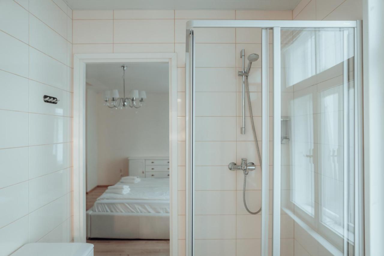 Dream Stay - Spacious 1-Bedroom Apartment In The Old Town Tallinn Exterior photo