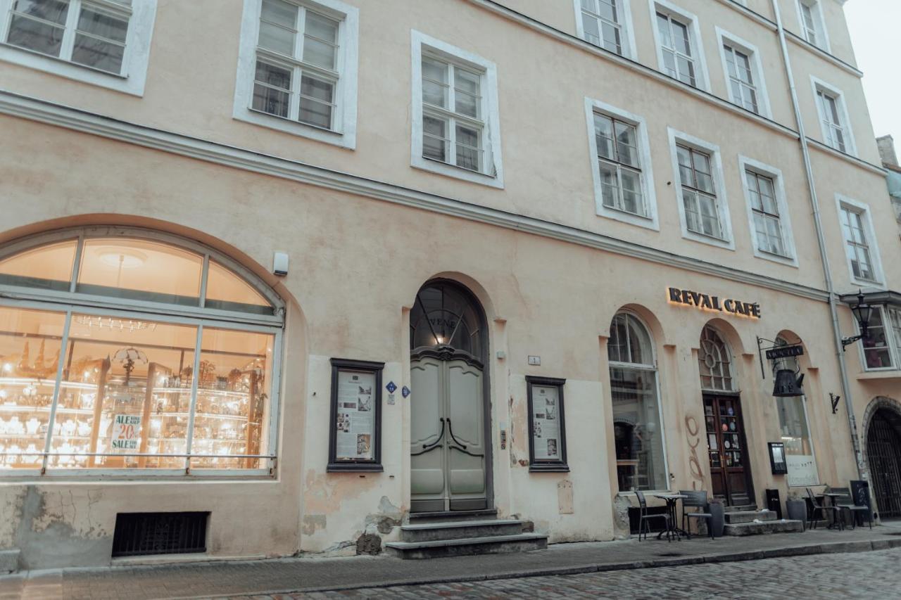 Dream Stay - Spacious 1-Bedroom Apartment In The Old Town Tallinn Exterior photo