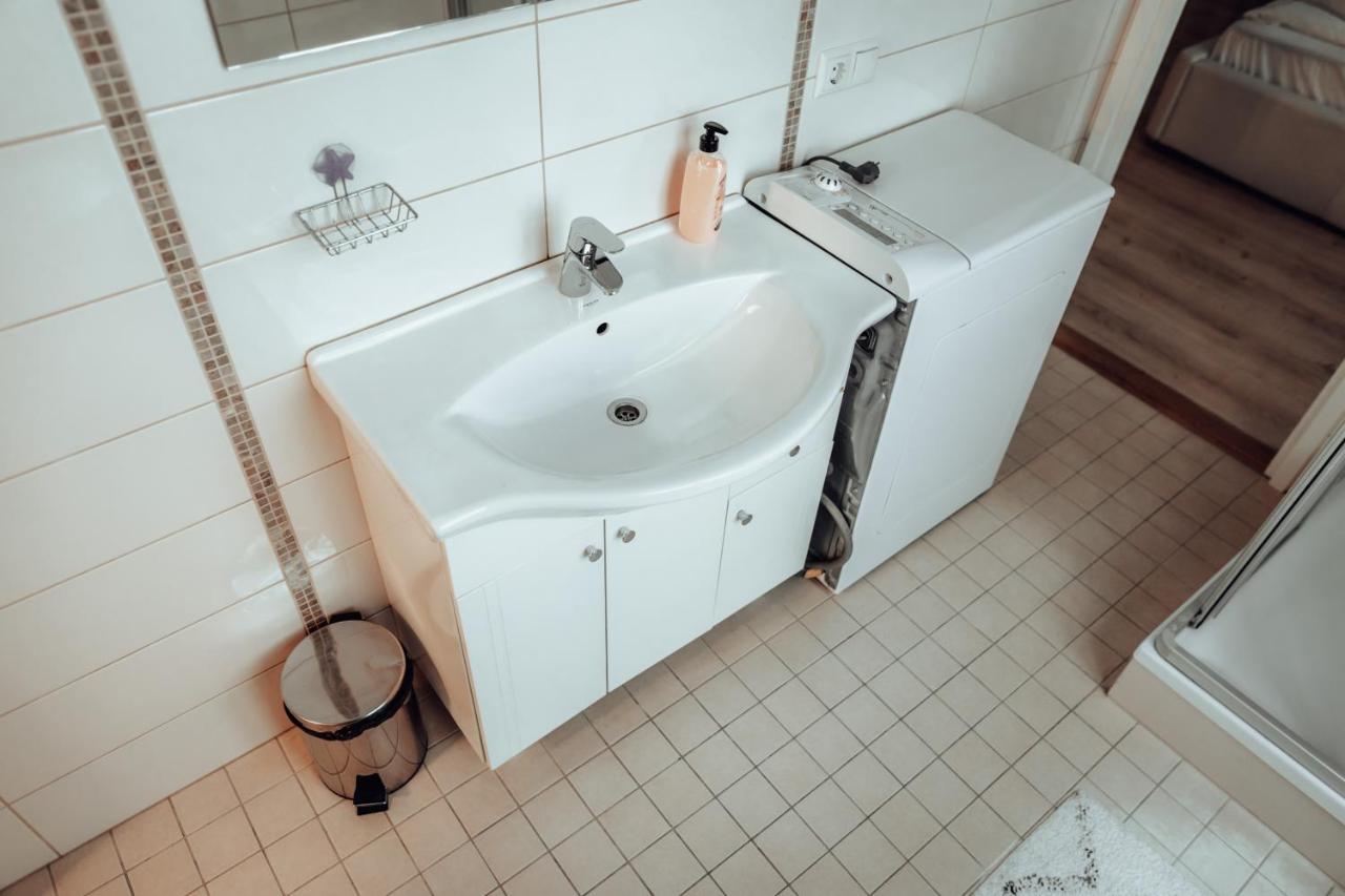 Dream Stay - Spacious 1-Bedroom Apartment In The Old Town Tallinn Exterior photo